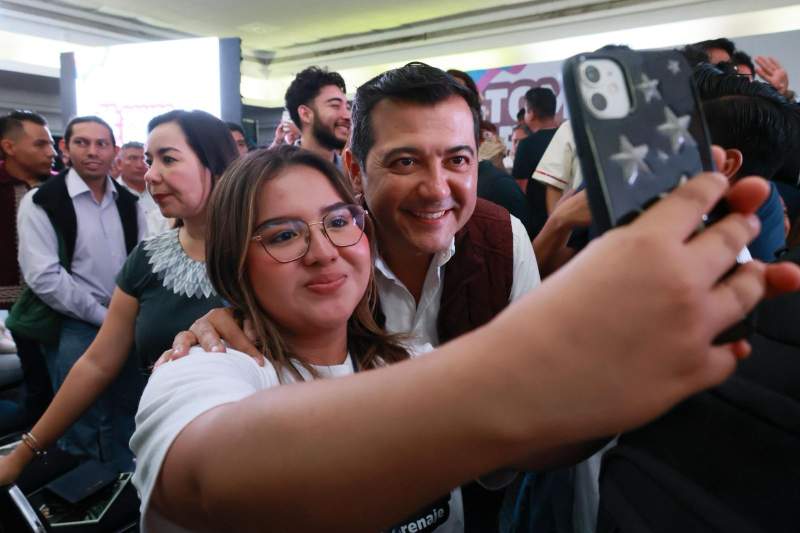 Celebra Luis Alfonso Silva que Jóvenes participen activamente en la transformación de Oaxaca