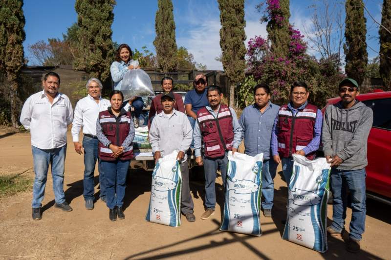 Entrega Sefader crías de peces a personas productoras de Valles Centrales y Sierra Sur