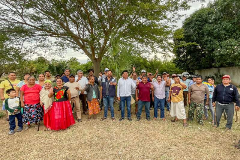 Respaldan juchitecos al joven Aldair Martínez en su aspiración a la diputación local