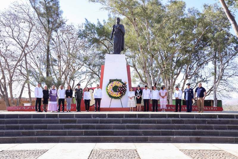 Conmemoran gobiernos de Oaxaca y Guerrero CXCIII aniversario luctuoso de Vicente Guerrero