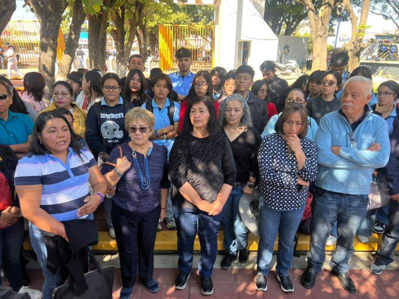 Directora de la Prepa 7 denuncia que integrantes del SUA y el STAUO tomaron esas instalaciones