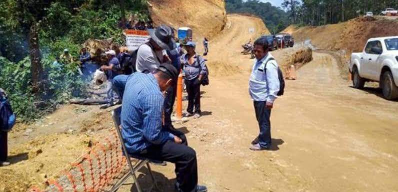 Vinculan a proceso penal a seis hombres que obstaculizaron construcción de carretera Oaxaca-Puerto Escondido