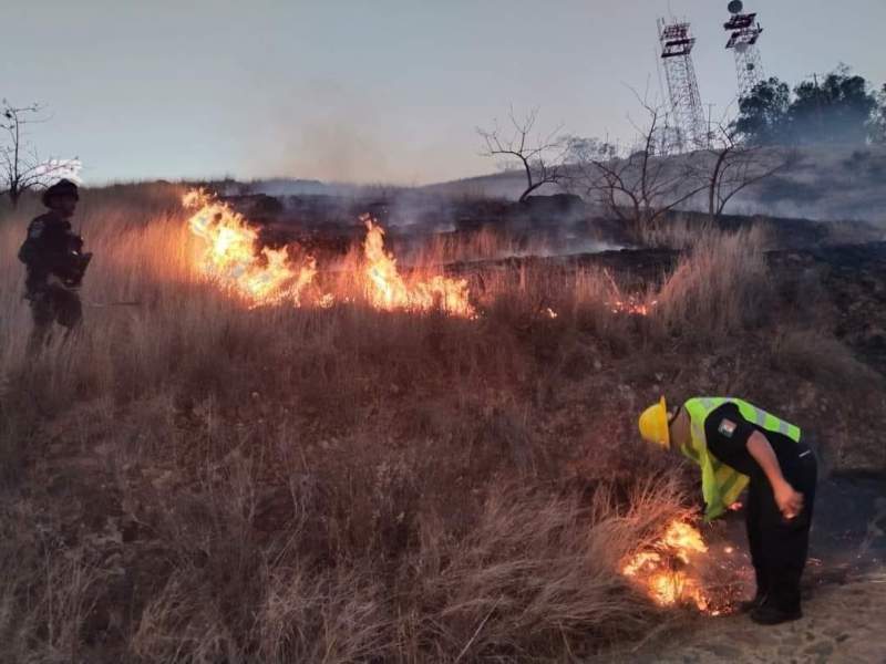#Almomento Se registra incendio en el Cerro del Crestón
