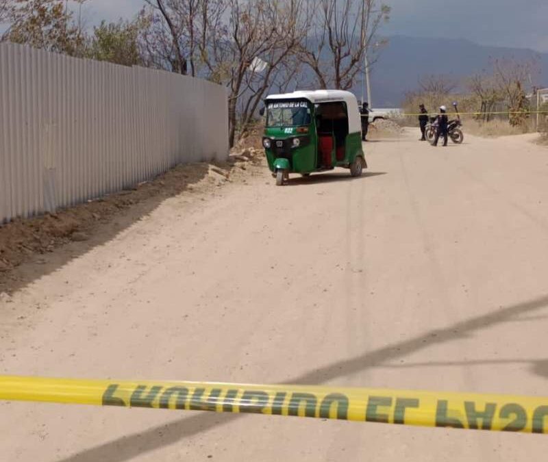 Atacan a balazos a mototaxista en San Antonio de la Cal