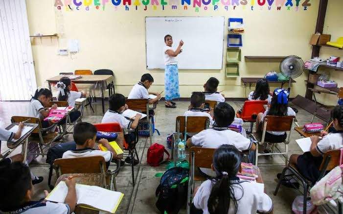 Próximo ciclo escolar, gobierno federal entregará uniformes al 100 % en escuelas de Oaxaca