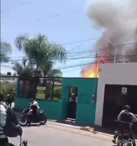 Se incendia el restaurante Coco Beach en Candiani