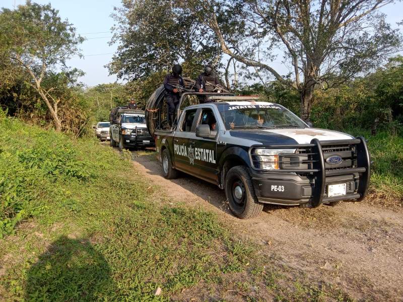 Asegura SSPC a 69 personas migrantes; localiza toma clandestina de hidrocarburos
