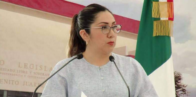 Diputada Miriam de los Ángeles usurpa identidad indígena en la Cuenca para buscar ser diputada federal