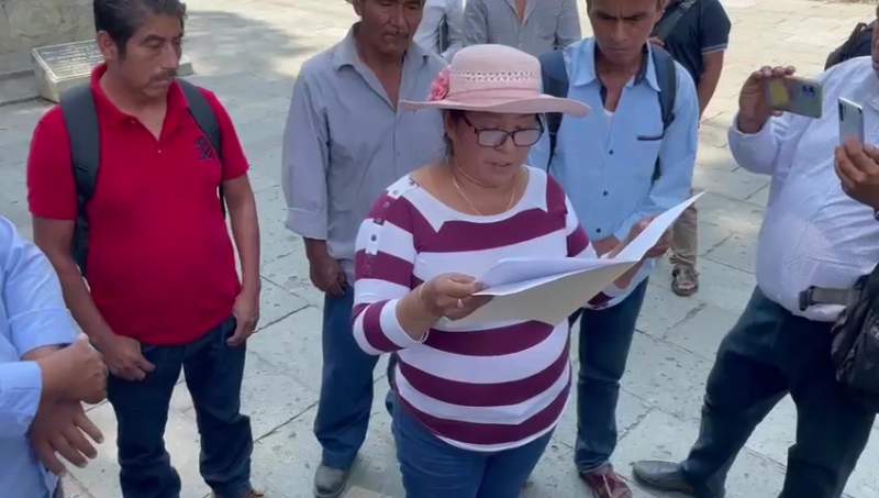 Agentes de San Juan Mazatlán reiteran que desconocen a Plácido Martínez como edil
