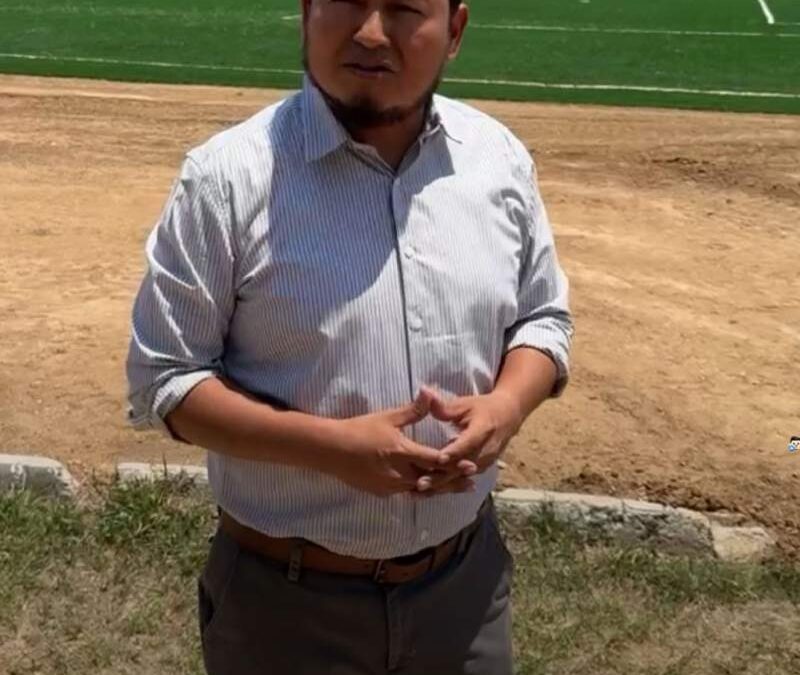 Emilio Montero aparece en la capital; cuando se le señalaba que estaba en Cancún