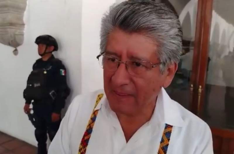 Para finales de abril, perfila Neri pedir licencia al Cabildo de Oaxaca
