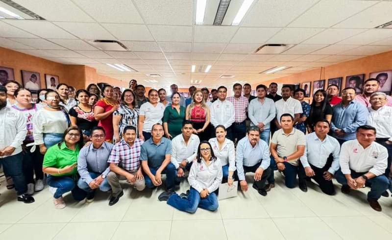 Reunión de evaluación con subdirecciones COBAO previo al regreso vacacional