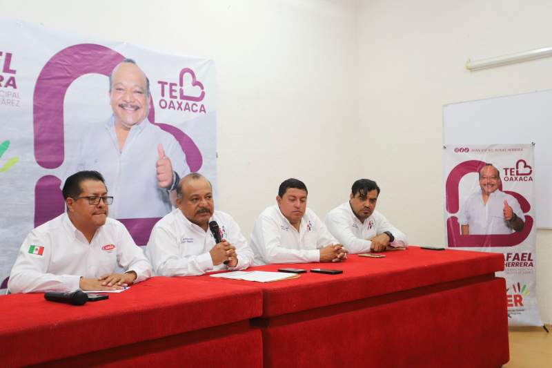 Juan Rosas Herrera se reúne con CMIC-Oaxaca; fija el compromiso de priorizar mano de obra oaxaqueña.