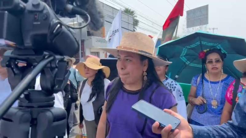 Sección 22 rechaza incremento de AMLO a su sueldo, quieren el 100%
