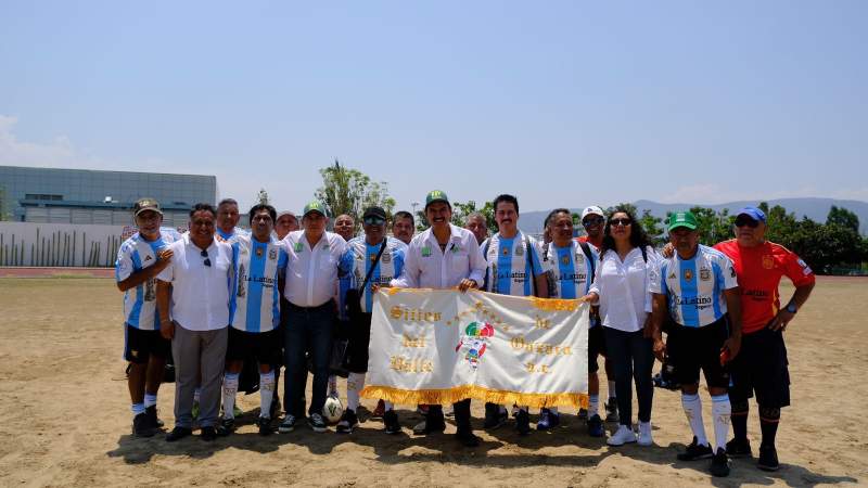 Unión de Taxistas del Estado de Oaxaca respalda la candidatura de Ray Chagoya durante su tradicional torneo de fútbol