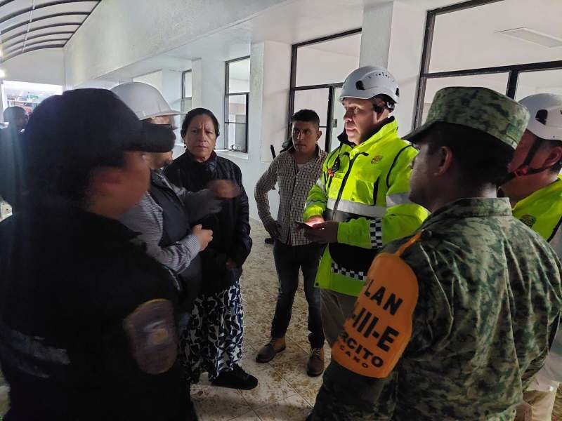 Evacuan Hospital de la Niñez Oaxaqueña por encharcamiento de instalaciones