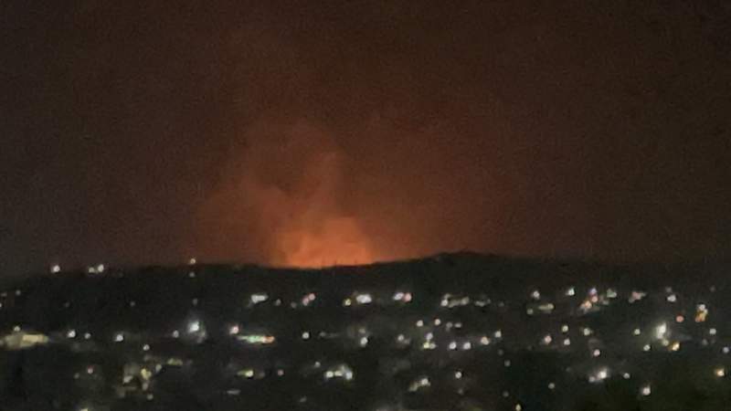 Trabajan para sofocar incendio en aserradero de San Miguel Etla