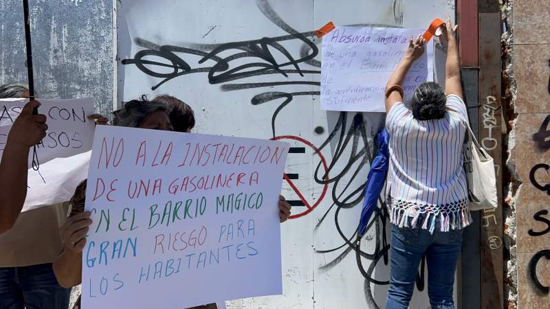 Asegura Neri que se suspenderán los trabajos de la gasolinera en Jalatlaco