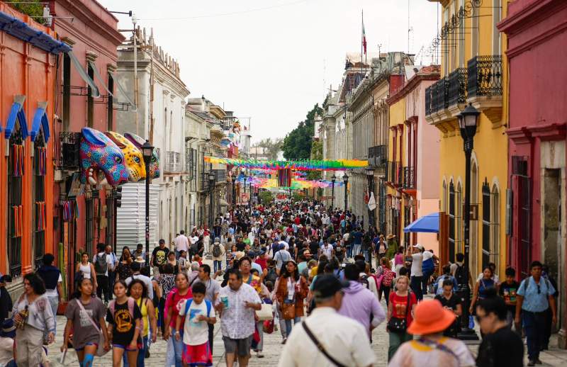 Derrama aproximada de 527 mdp en la capital oaxaqueña por fiestas de la Guelaguetza 2024: Sectur