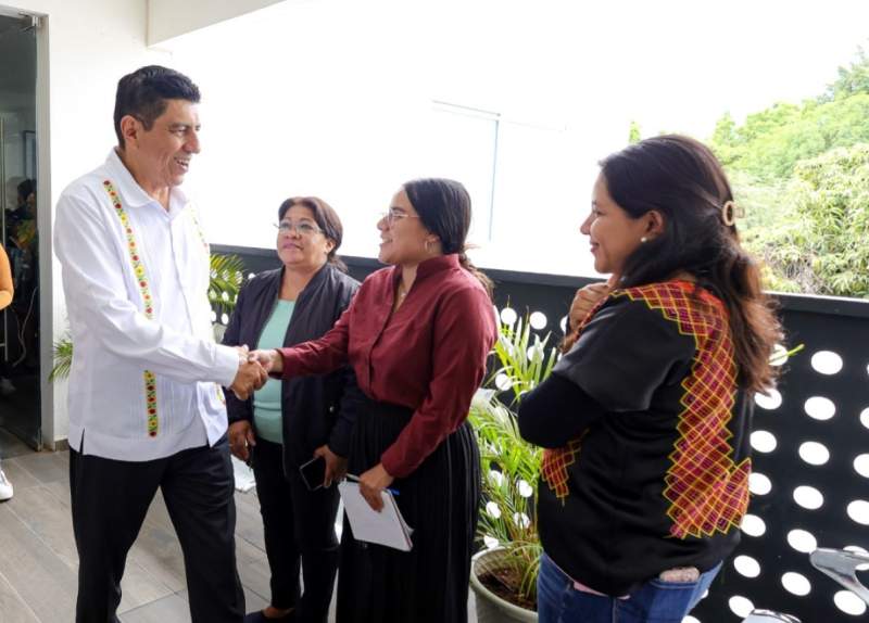 Refrenda Gobernador Salomón Jara prioridad de su gobierno con las oaxaqueñas