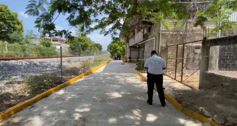 Encuentran a un hombre muerto en un pozo en Salina Cruz