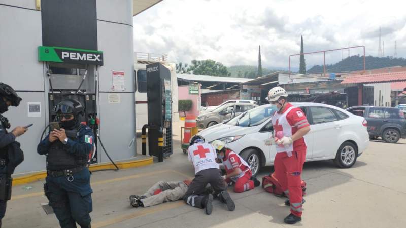 Hombre pierde la vida cuando llenaba su vehículo de gasolina