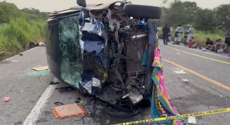 Sube a tres el número de fallecidos por el accidente que arrolló a caravana migrantes en el Istmo