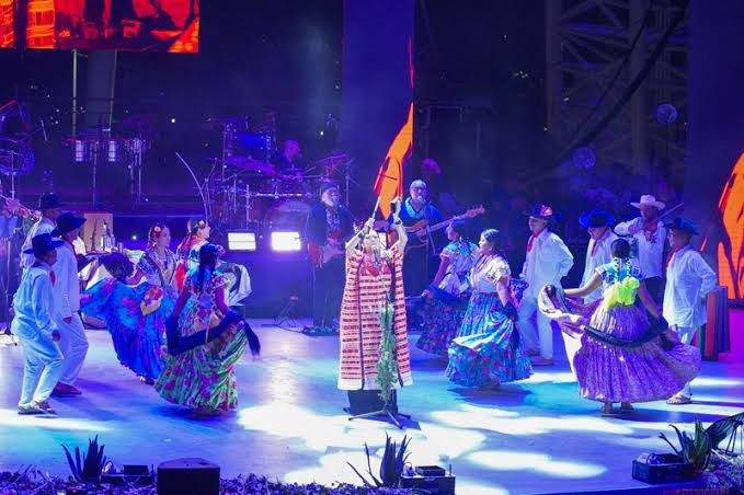 Titular de Cultura informó que Lila Downs dio concierto por 3 mdp; también justificó a Patricia Alcaraz y su error