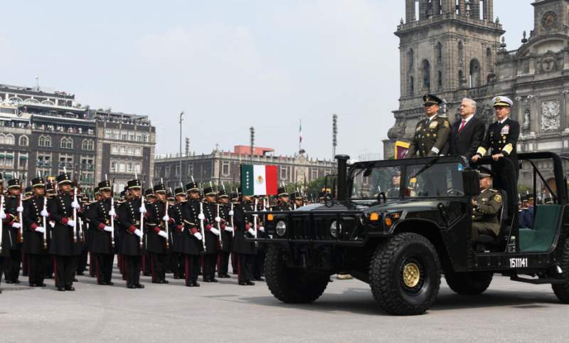 Preside AMLO su último Desfile Militar