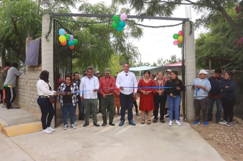 Más obras para beneficio de las y los xoxeños    Chente Castellanos cumple con su pueblo