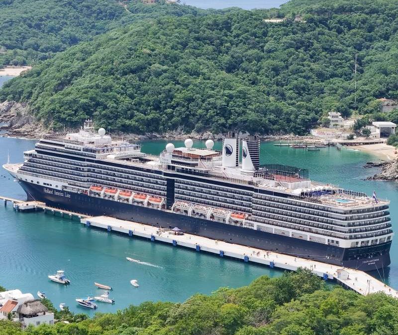 *Llega el crucero Nieuw Amsterdam a Huatulco; deja derrama superior a 2.5 mdp*