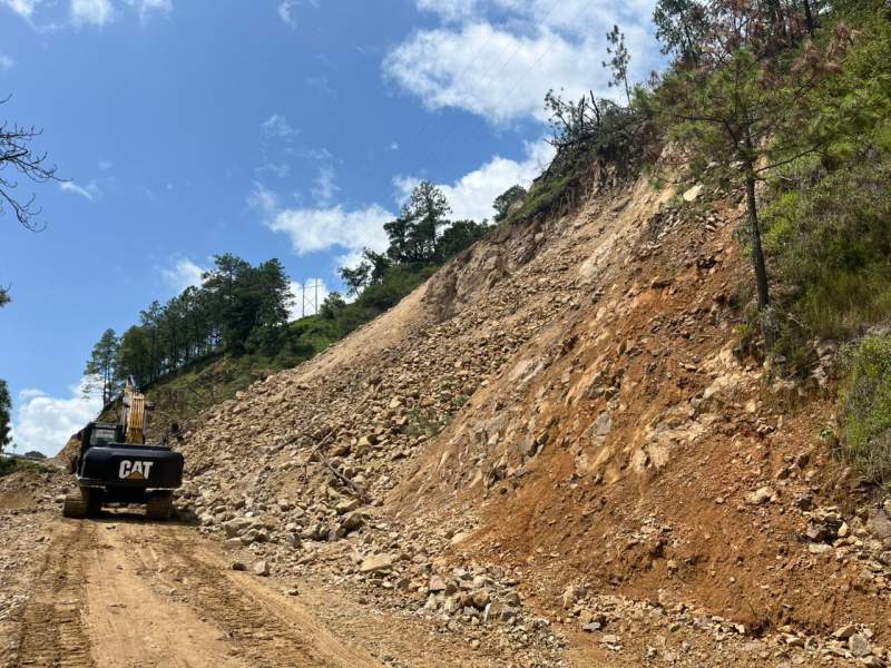 Rehabilitará Claudia Sheinbaum caminos afectados por John en Oaxaca