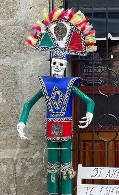 Se llevan una catrina que adornaba establecimiento en el Centro Histórico