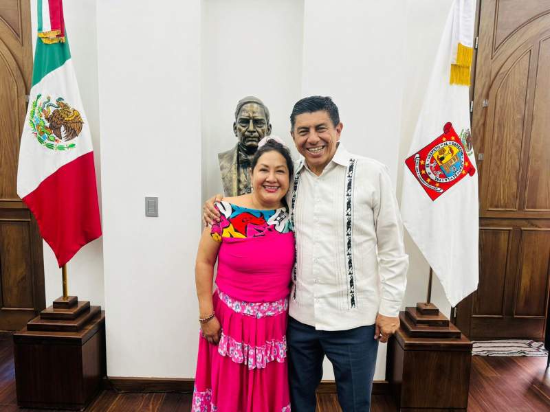 Se reúne el gobernador con presidente de Fuerza por México, Salomé Martínez