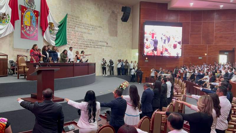 Toma protesta la LXVI Legislatura de Oaxaca