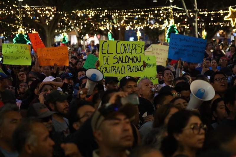 Este jueves y el viernes se conocerá el futuro de los trabajadores sindicalizados despedidos del gobierno del estado