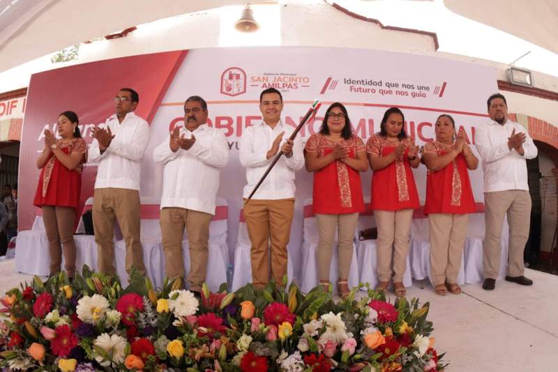 Alejandro Díaz asume como presidente municipal en San Jacinto Amilpas