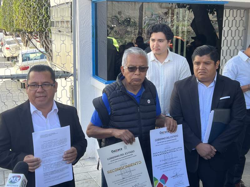 Da Primer Tribunal Colegiado revés a ex burócratas; revoca suspensión concedida a burócratas del Gobierno de Oaxaca