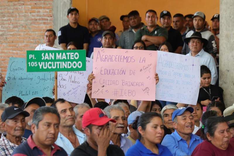 Mejoras a viviendas y escuelas llegan a San Mateo Yucutindoo con Primavera Oaxaqueña