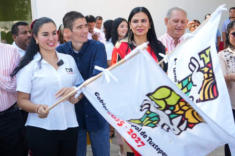Recorre “Tienda DIF” de Tuxtepec 76 agencias y 205 colonias con programa de abasto alimentario inédito en Oaxaca