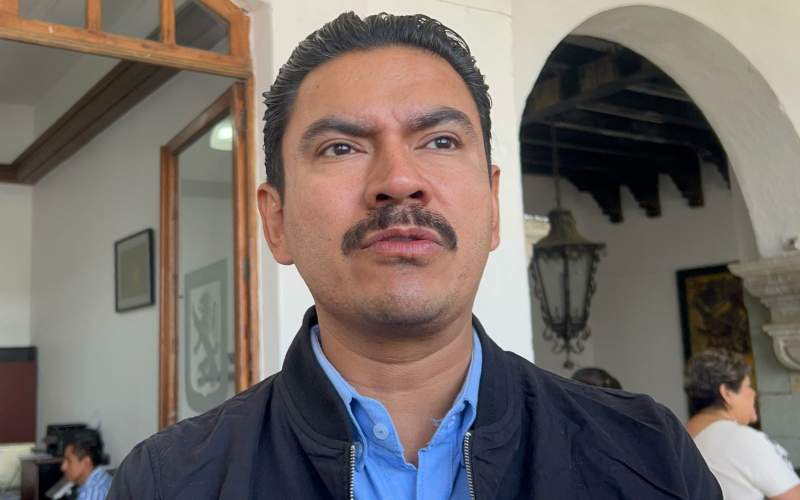 Analizan conformar un paso semipeatonal sobre la calle de Colón y las Casas