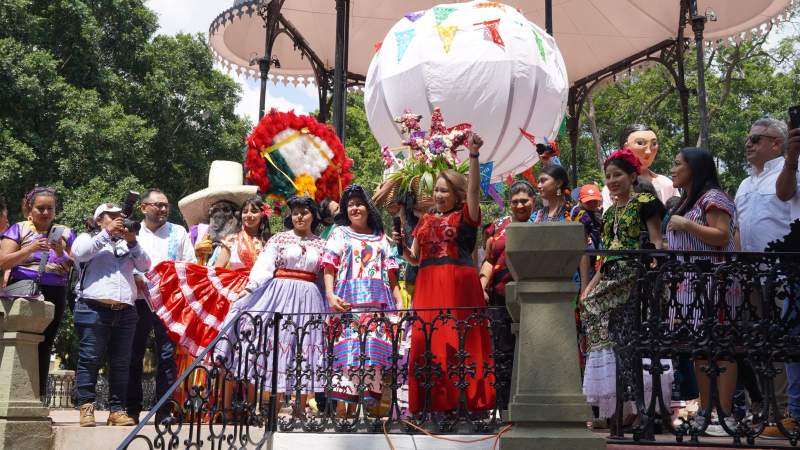 Yasmín Esquivel cierra campaña en Oaxaca