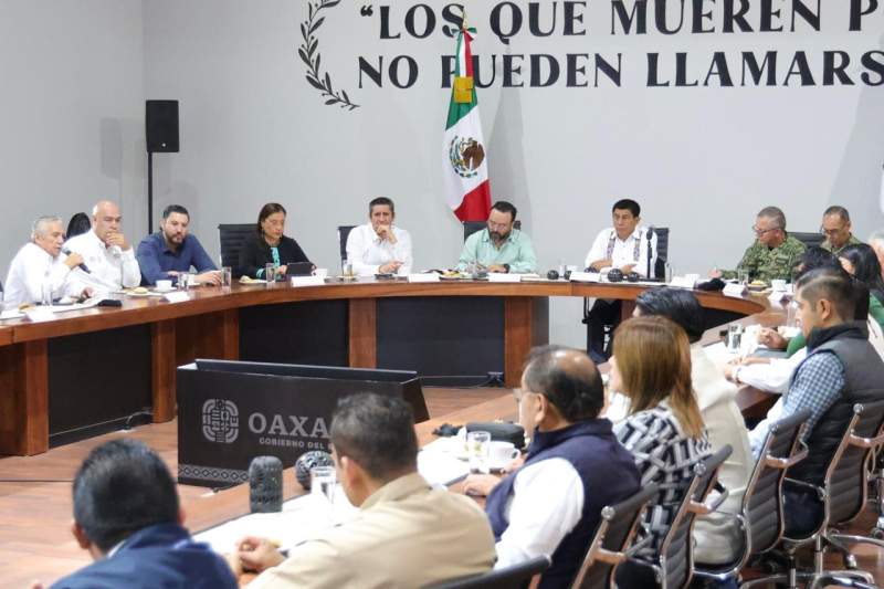 Activa Salomón Jara protocolo preventivo ante potencial desarrollo ciclónico frente a costas de Oaxaca
