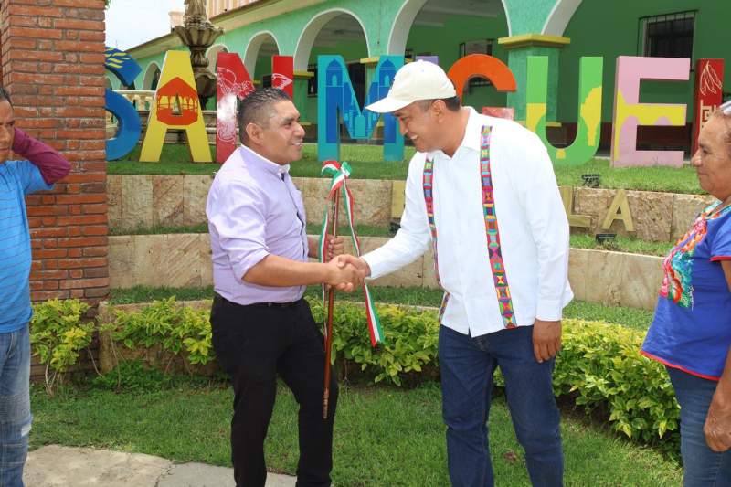Recibe Nino Morales, saludo de pueblos de Valles Centrales