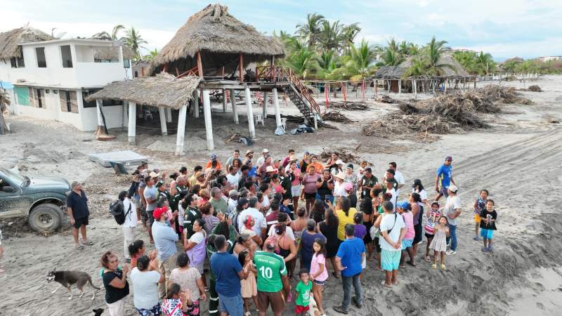 Coordinan acciones gobiernos de México y Oaxaca para la recuperación turística de la Costa tras el huracán Erick