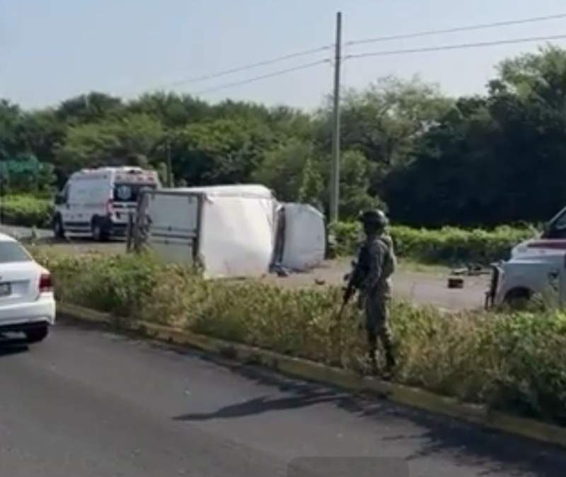 Una persona muerta y dos lesionados deja accidente en Tehuantepec