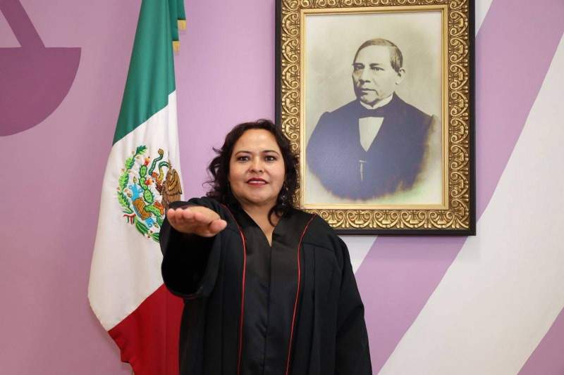 Felicita Jara a Erika María Rodríguez tras su designación como presidenta del TSJEO