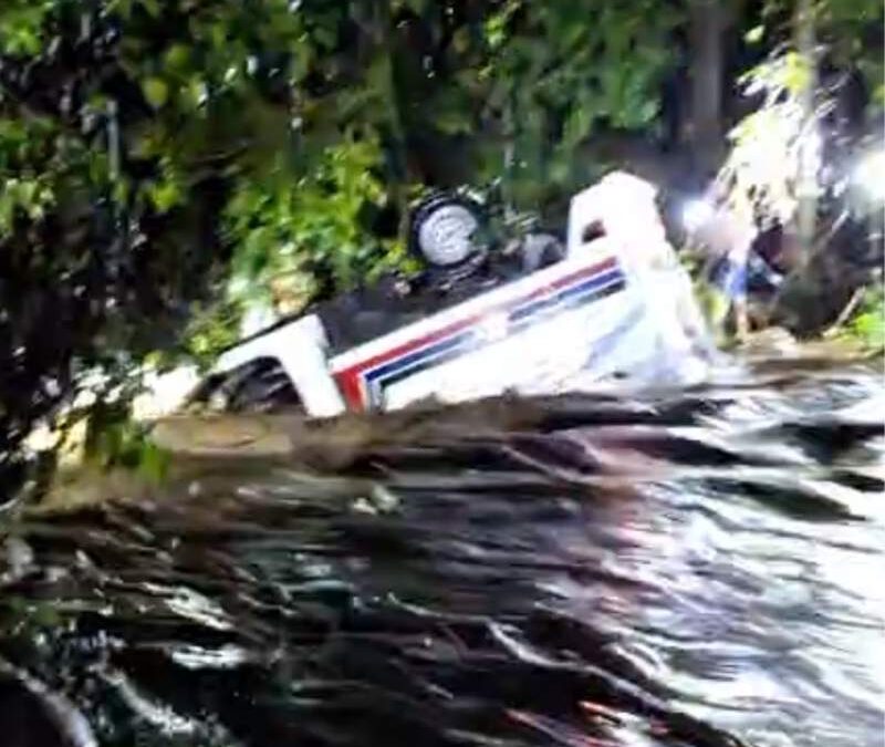 Confirman muerte del menor desaparecido tras ser arrastrado por un río en Oaxaca