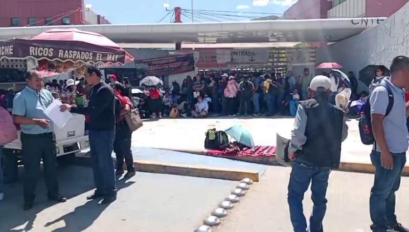 seccion-22-de-la-cnte-se-reune-con-representantes-del-gobierno-estatal-y-federal
