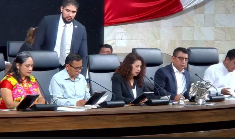 aperturan-el-primer-periodo-del-segundo-ano-legislativo-en-el-congreso-de-oaxaca